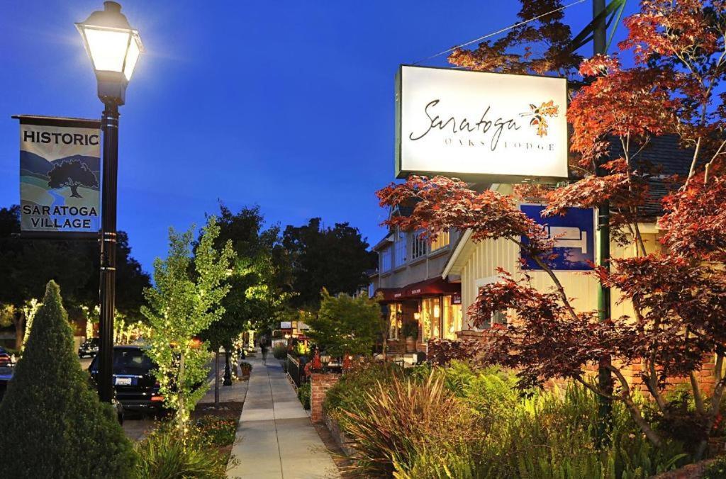 Saratoga Oaks Lodge ภายนอก รูปภาพ